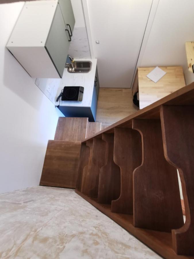 Studio En Duplex Dans Un Hotel Particulier Caen Esterno foto